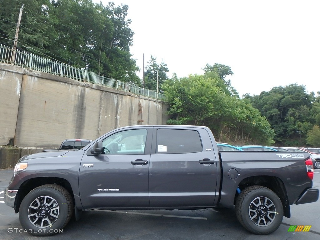 2017 Tundra SR5 CrewMax 4x4 - Magnetic Gray Metallic / Black photo #3