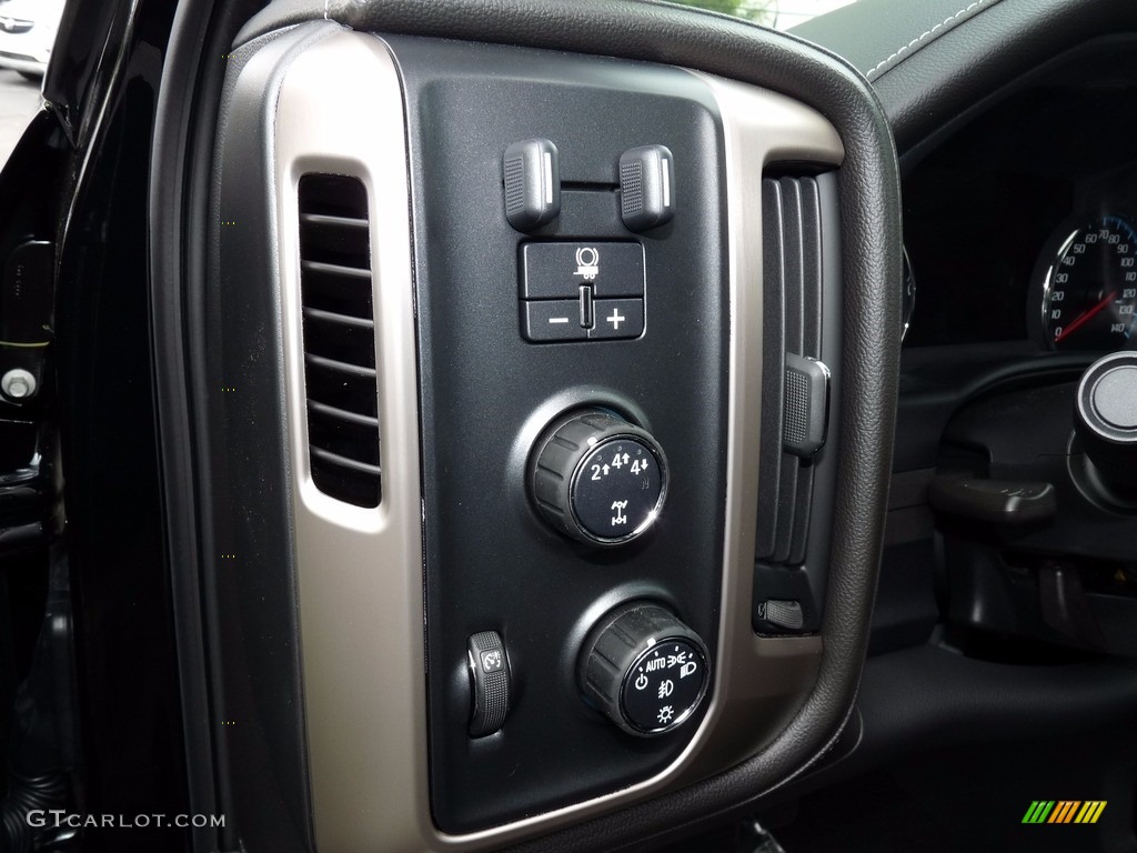 2018 GMC Sierra 2500HD Denali Crew Cab 4x4 Controls Photo #122551191