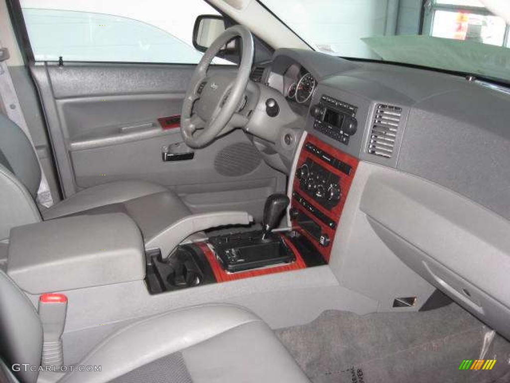 2005 Grand Cherokee Limited 4x4 - Deep Beryl Green Pearl / Medium Slate Gray photo #2