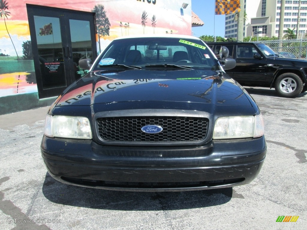 2010 Crown Victoria Police Interceptor - Black / Charcoal Black photo #5