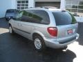 Bright Silver Metallic - Caravan SXT Photo No. 14