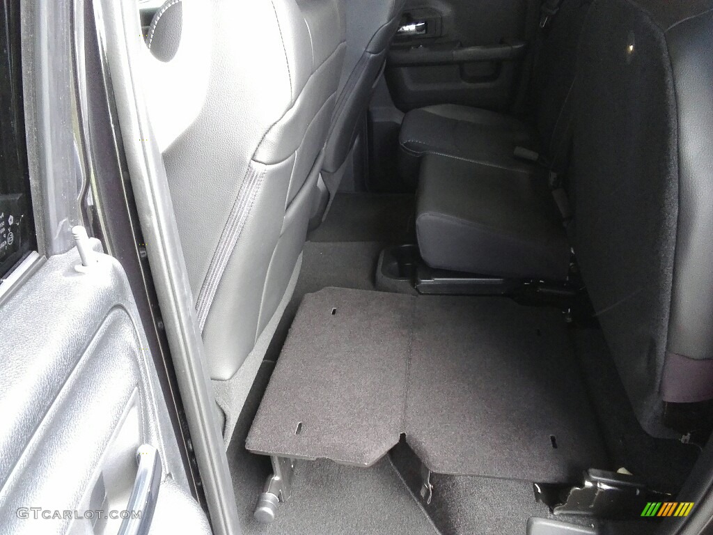 2017 1500 Sport Quad Cab 4x4 - Brilliant Black Crystal Pearl / Black photo #13