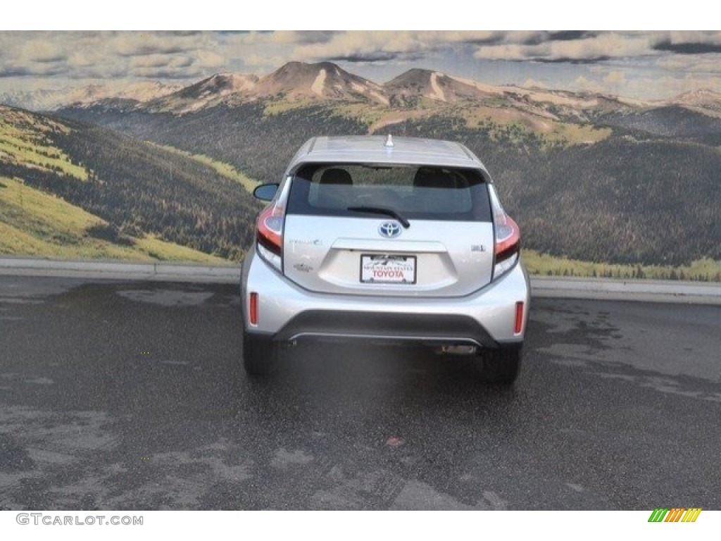 2018 Prius c Four - Classic Silver Metallic / Black photo #4