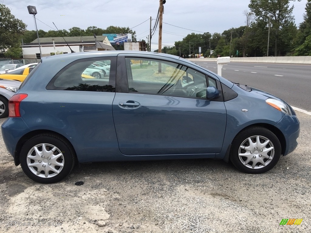 2007 Yaris 3 Door Liftback - Blazing Blue Metallic / Dark Charcoal photo #7