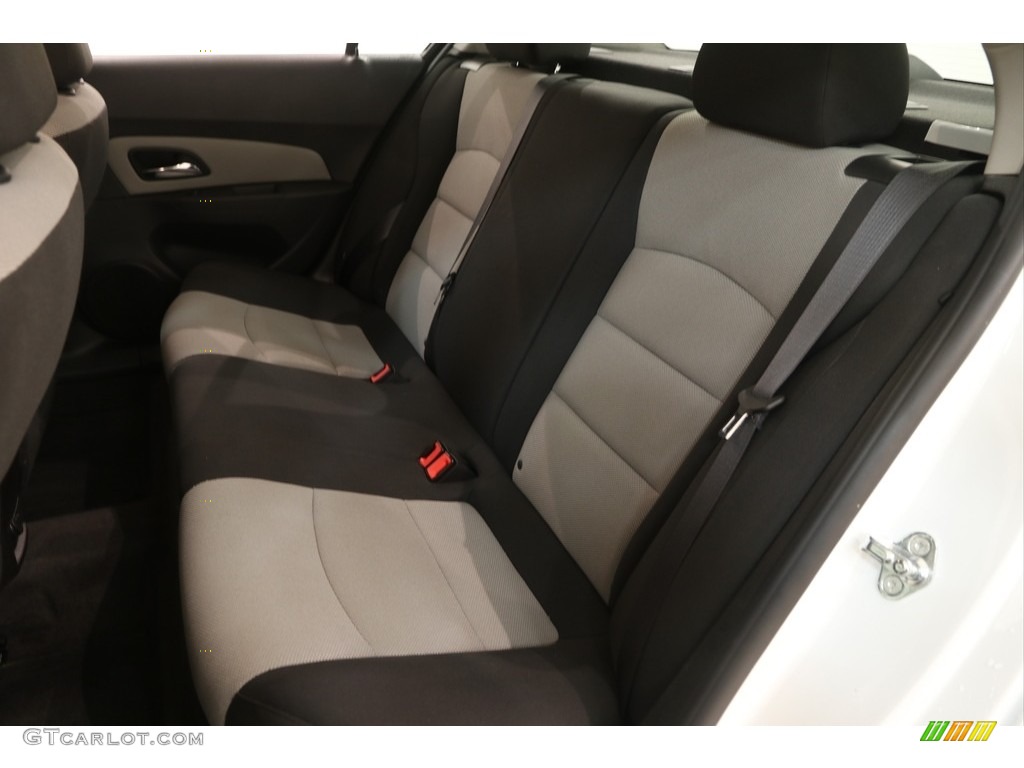 2016 Cruze Limited LS - Summit White / Jet Black/Medium Titanium photo #13