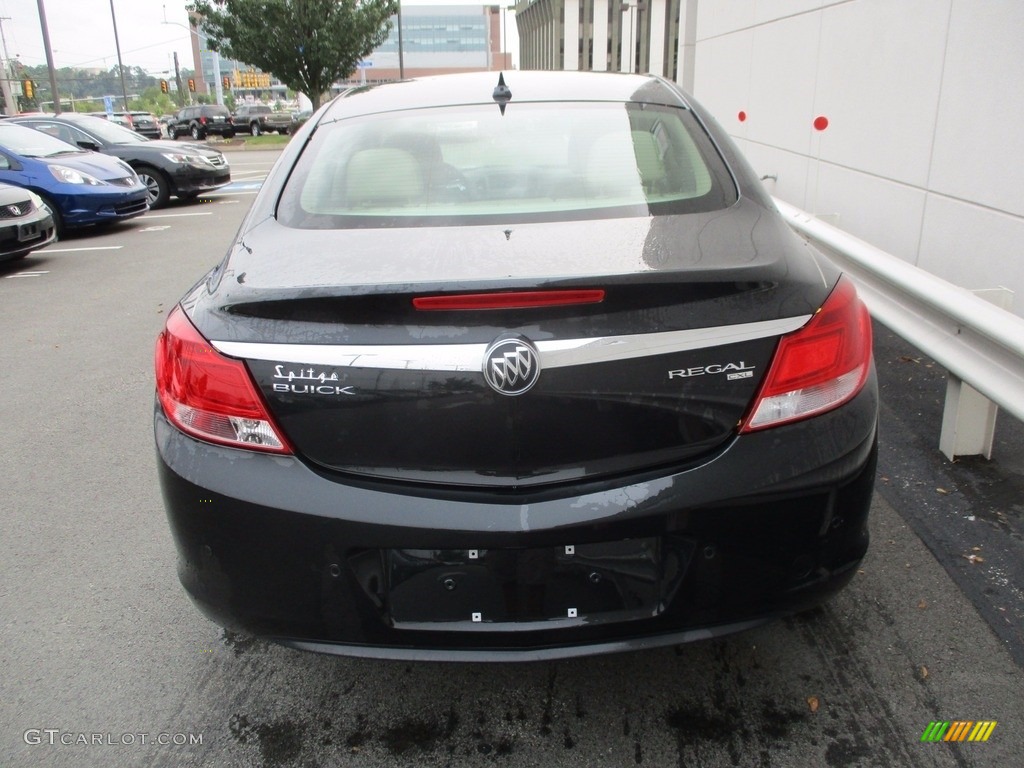 2011 Regal CXL - Carbon Black Metallic / Cashmere photo #4