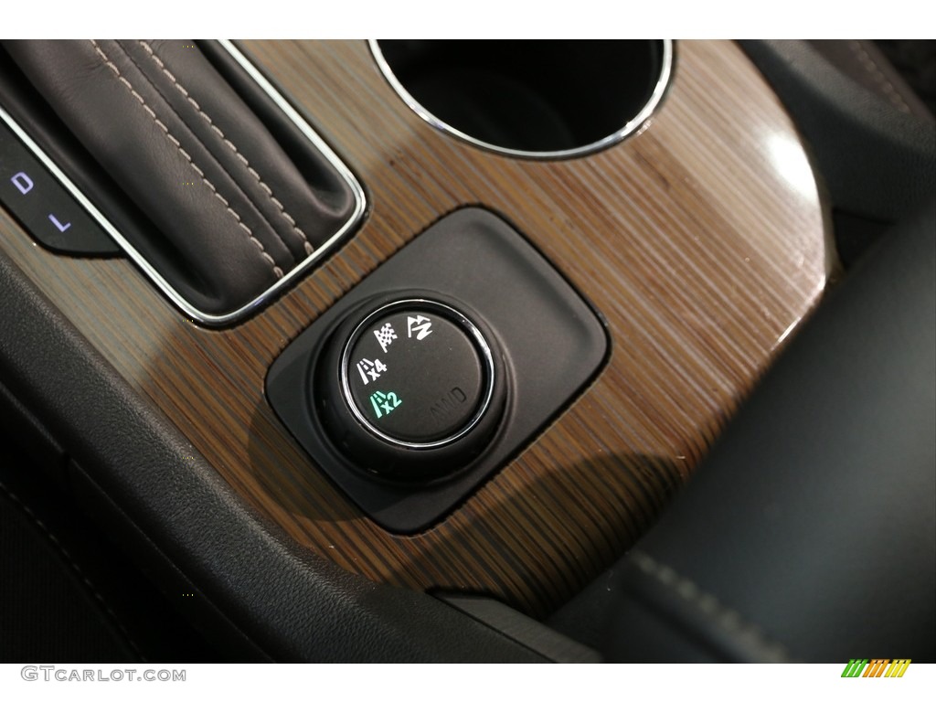 2017 GMC Acadia SLE AWD Controls Photo #122584694