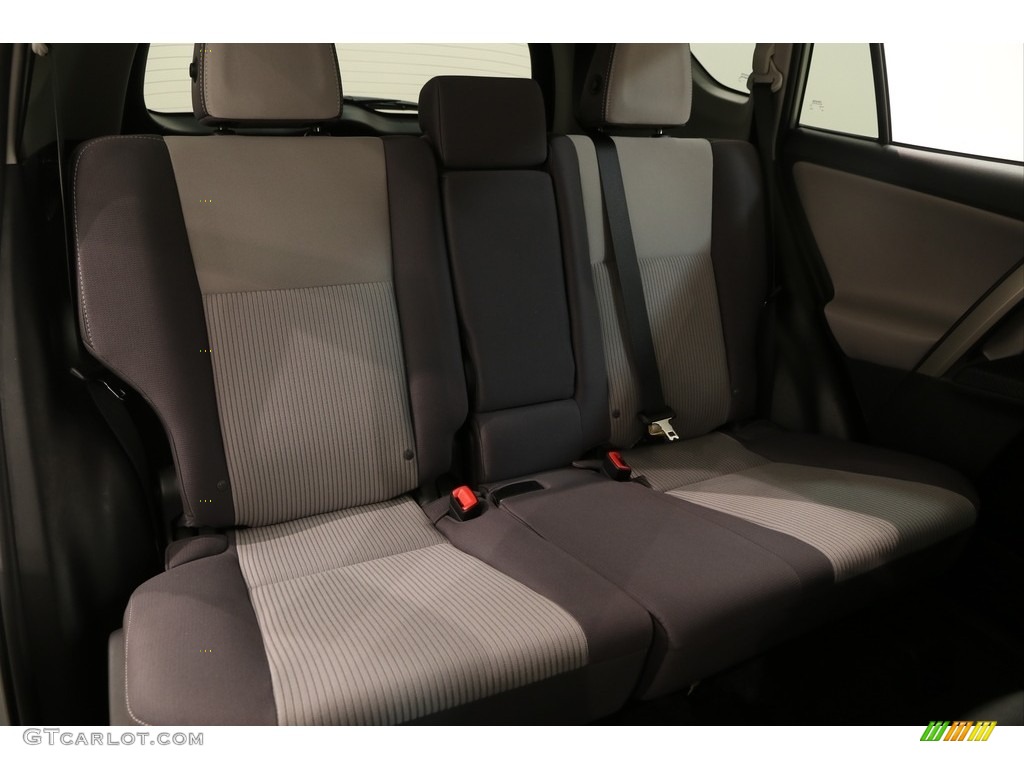 2015 RAV4 XLE - Classic Silver Metallic / Ash photo #21