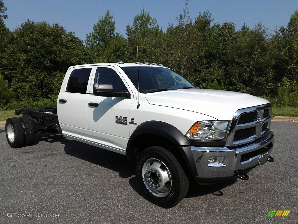 Bright White 2018 Ram 5500 Tradesman Crew Cab 4x4 Chassis Exterior Photo #122592055