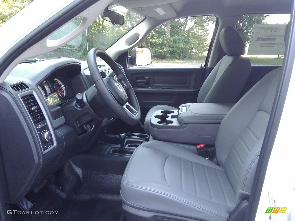 2018 Ram 5500 Tradesman Crew Cab 4x4 Chassis Front Seat Photo #122592403