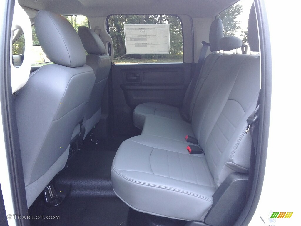 Black/Diesel Gray Interior 2018 Ram 5500 Tradesman Crew Cab 4x4 Chassis Photo #122592427