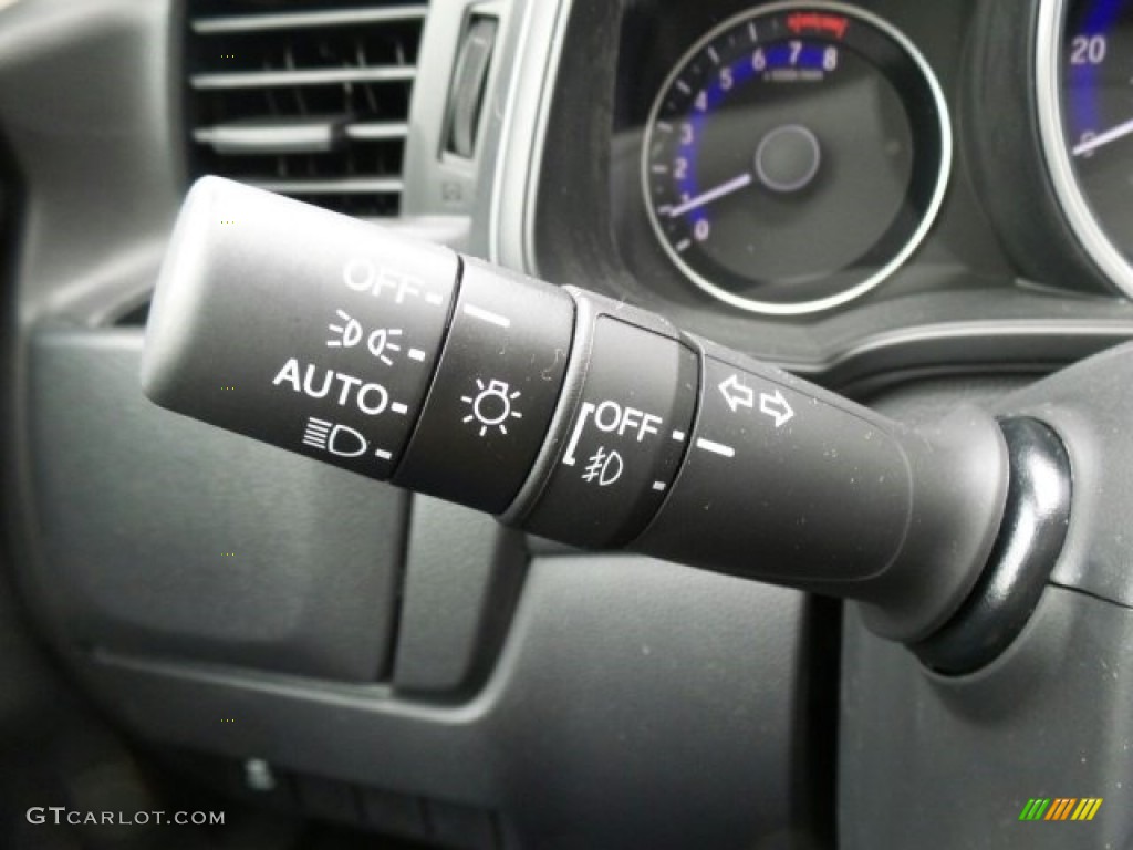 2018 Honda Fit Sport Controls Photo #122593549