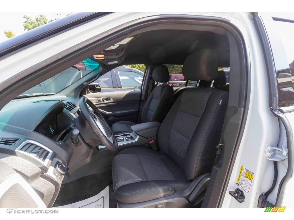 2015 Explorer XLT 4WD - Oxford White / Charcoal Black photo #10