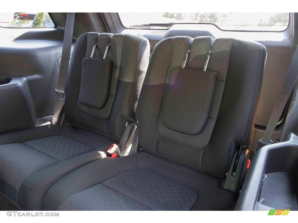 2015 Explorer XLT 4WD - Oxford White / Charcoal Black photo #19