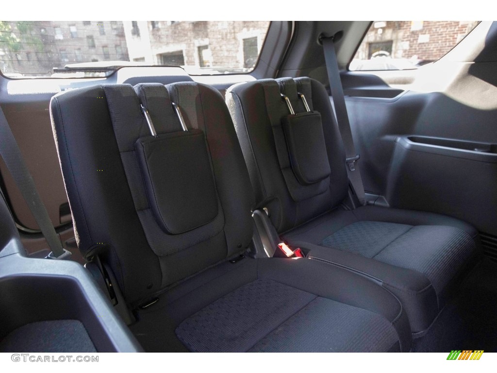 2015 Explorer XLT 4WD - Oxford White / Charcoal Black photo #20