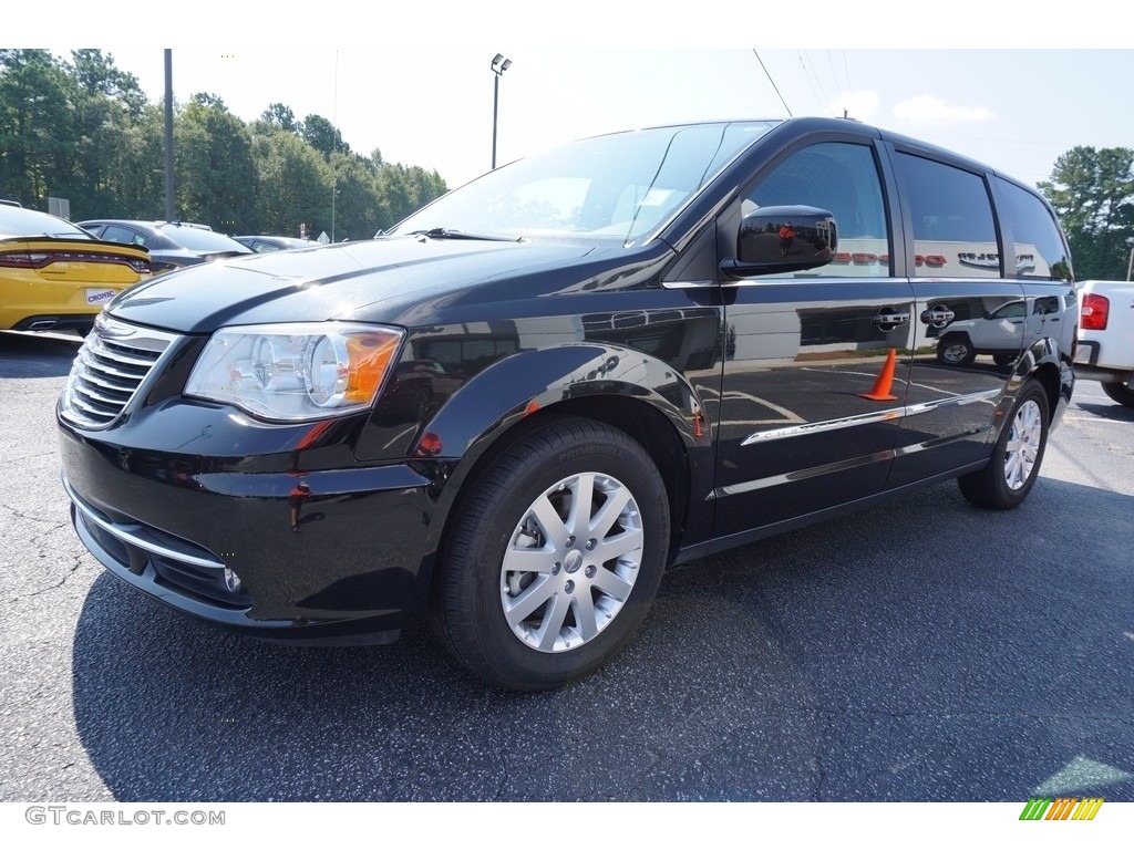 2016 Town & Country Touring - Brilliant Black Crystal Pearl / Dark Frost Beige/Medium Frost Beige photo #3