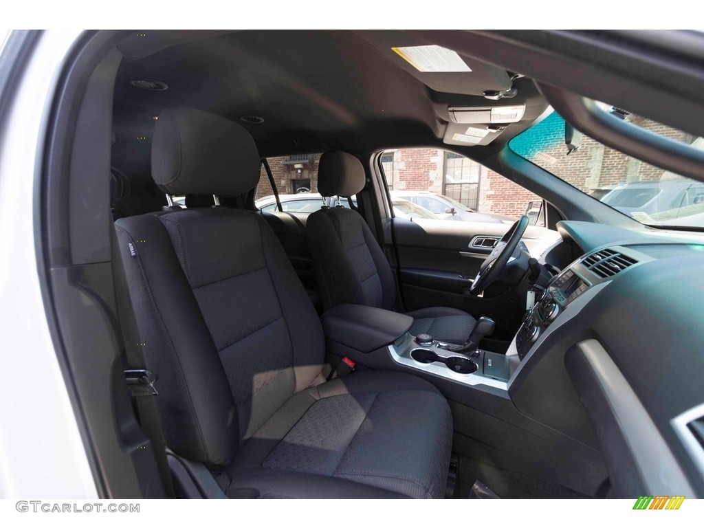 2015 Explorer XLT 4WD - Oxford White / Charcoal Black photo #24