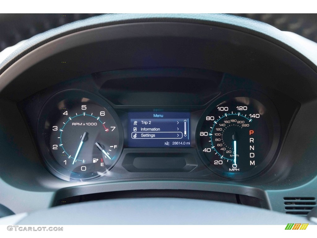2015 Explorer XLT 4WD - Oxford White / Charcoal Black photo #25