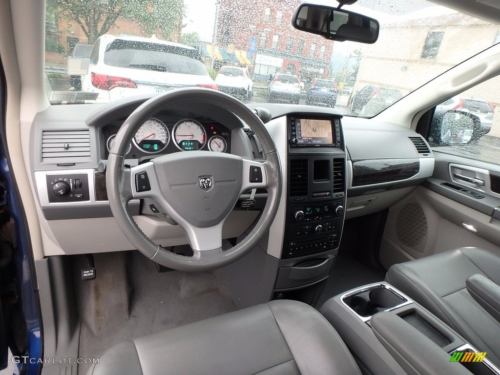 2010 Grand Caravan SXT - Deep Water Blue Pearl Coat / Medium Slate Gray/Light Shale photo #8