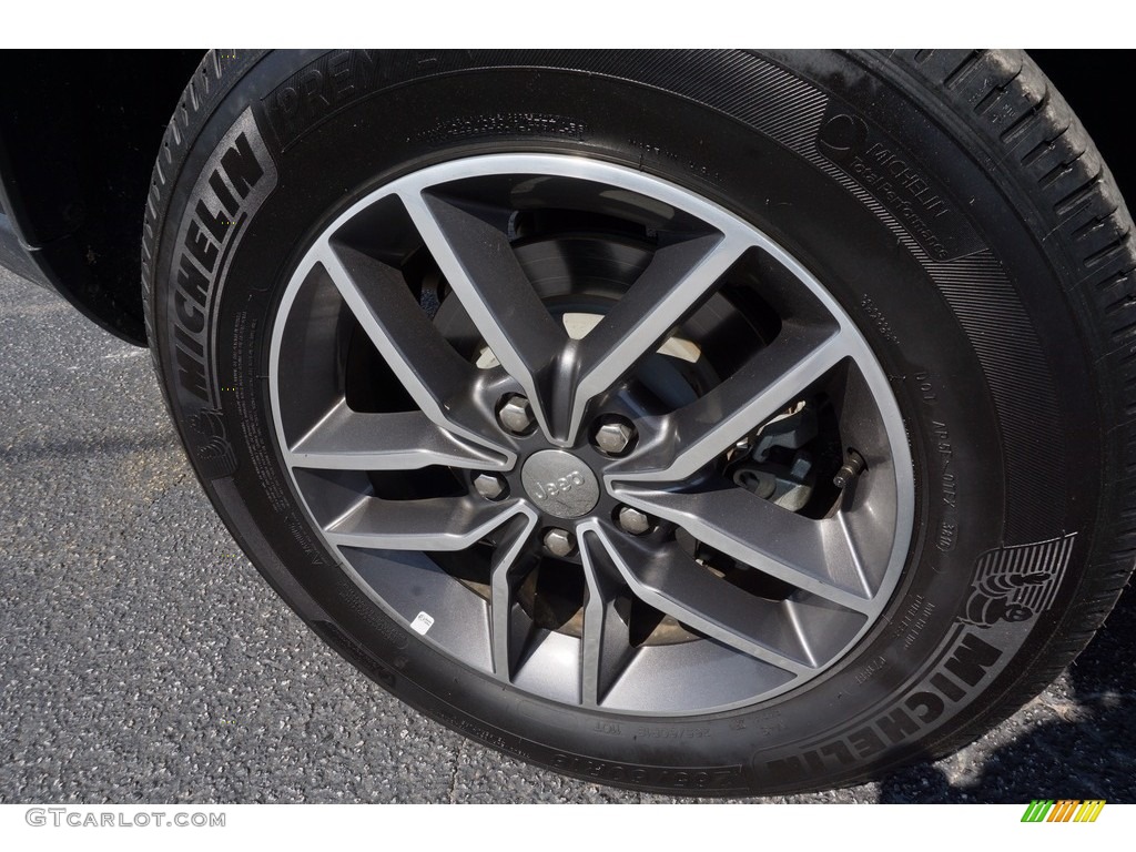 2017 Grand Cherokee Limited - Diamond Black Crystal Pearl / Black/Light Frost Beige photo #17