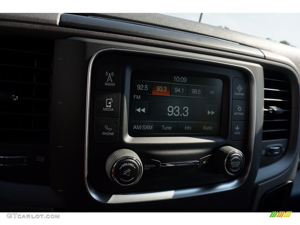 2017 1500 Express Crew Cab - Granite Crystal Metallic / Black/Diesel Gray photo #14