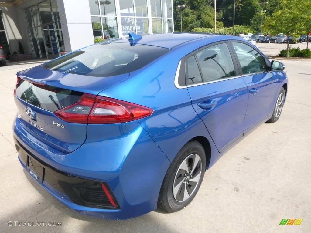 2017 Ioniq Hybrid SEL - Electric Blue Metallic / Charcoal Black photo #2