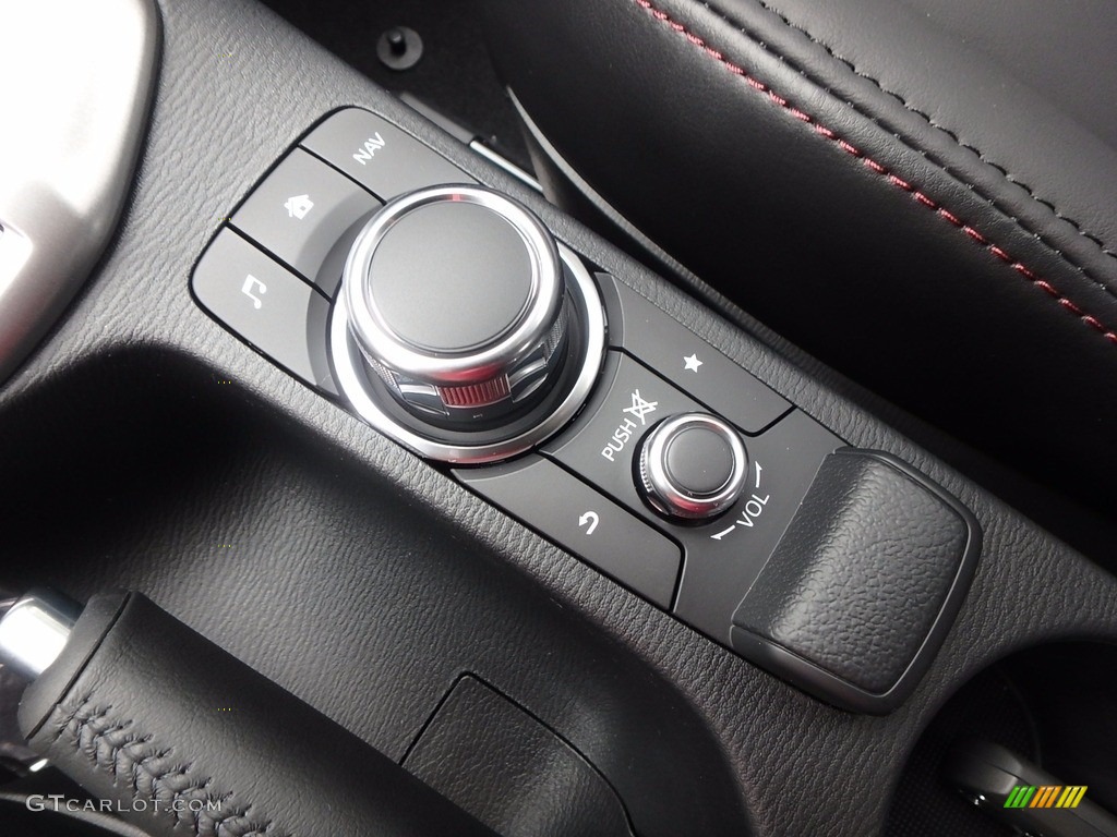 2018 Mazda CX-3 Touring AWD Controls Photos