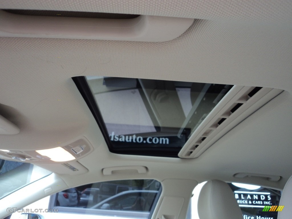 2012 A4 2.0T quattro Sedan - Glacier White Metallic / Cardamom Beige photo #26