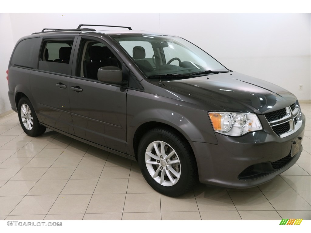 2016 Grand Caravan SXT - Granite Crystal Metallic / Black/Light Graystone photo #1