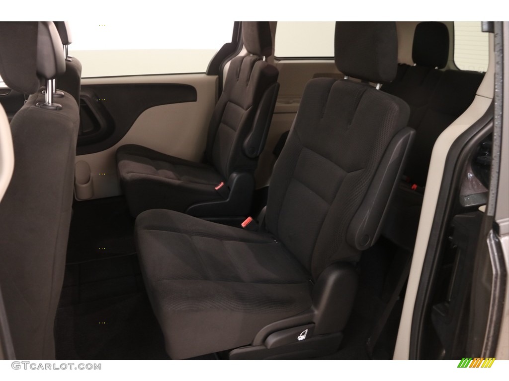 2016 Grand Caravan SXT - Granite Crystal Metallic / Black/Light Graystone photo #14