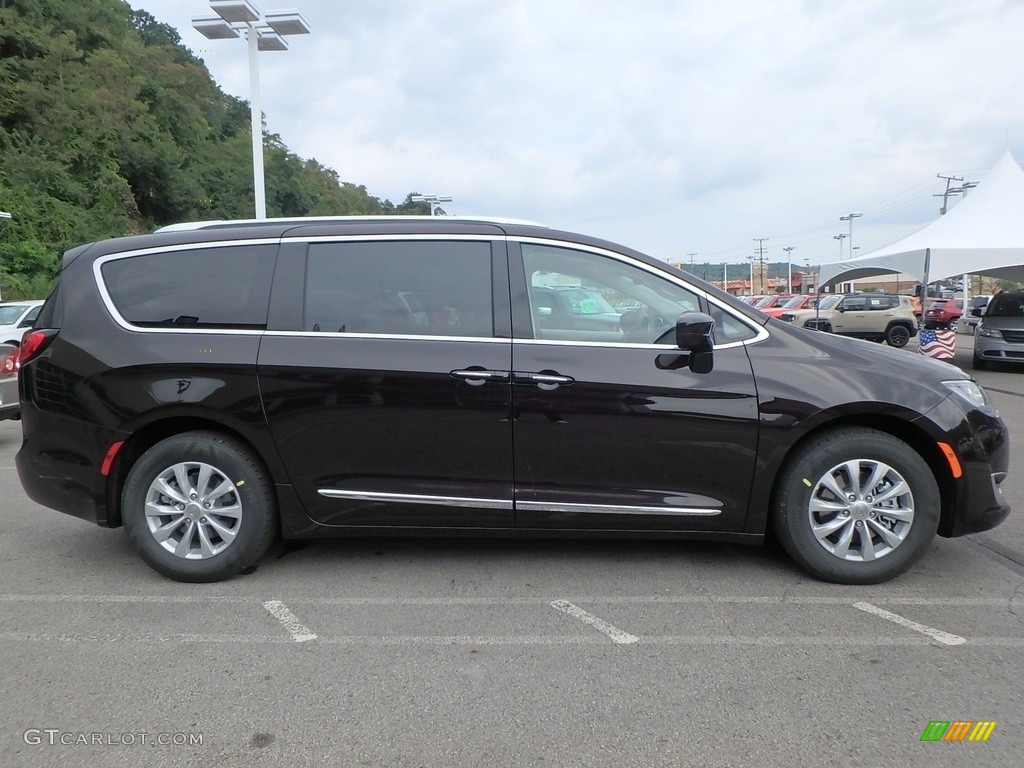 Dark Cordovan Pearl 2018 Chrysler Pacifica Touring L Plus Exterior Photo #122613911