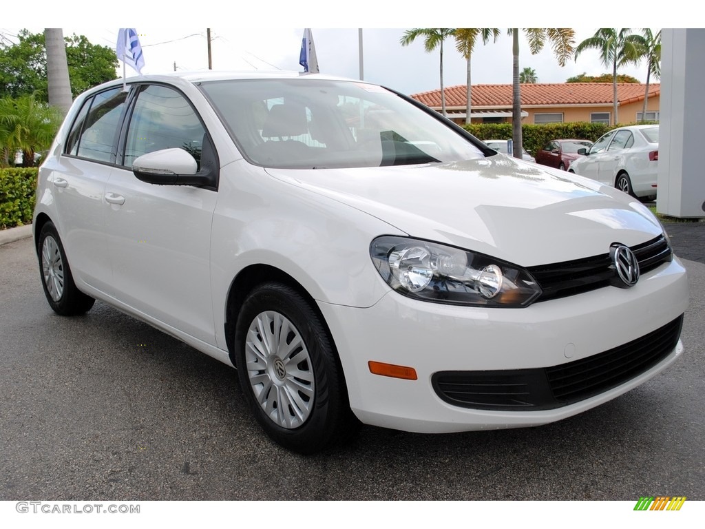 2014 Golf 2.5L 4 Door - Candy White / Titan Black photo #2
