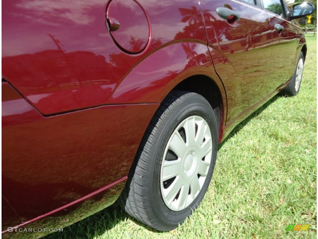 2007 Focus ZX4 S Sedan - Dark Toreador Red Metallic / Dark Pebble/Light Pebble photo #19
