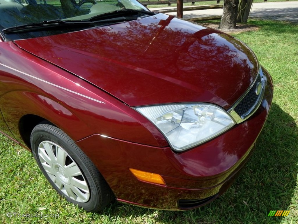 2007 Focus ZX4 S Sedan - Dark Toreador Red Metallic / Dark Pebble/Light Pebble photo #21
