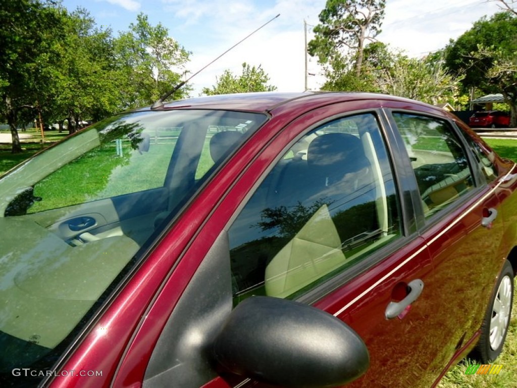 2007 Focus ZX4 S Sedan - Dark Toreador Red Metallic / Dark Pebble/Light Pebble photo #35