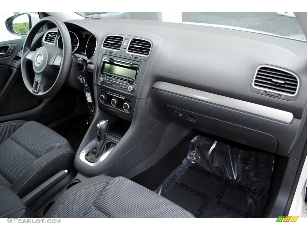 2014 Golf 2.5L 4 Door - Candy White / Titan Black photo #17