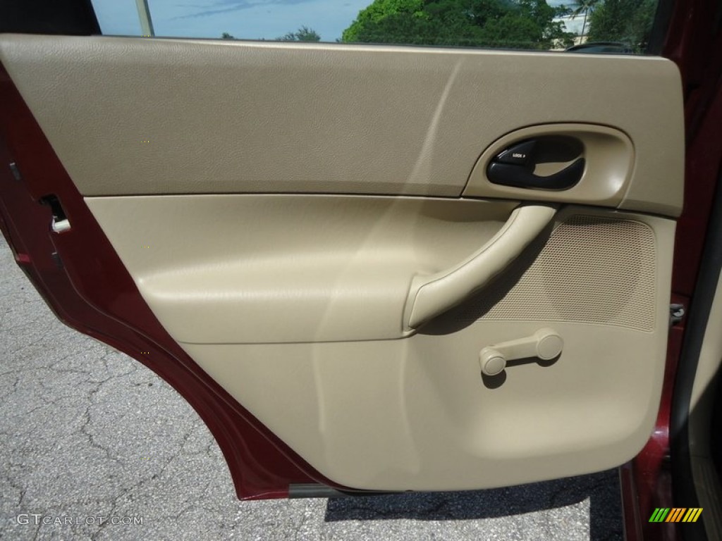 2007 Focus ZX4 S Sedan - Dark Toreador Red Metallic / Dark Pebble/Light Pebble photo #38