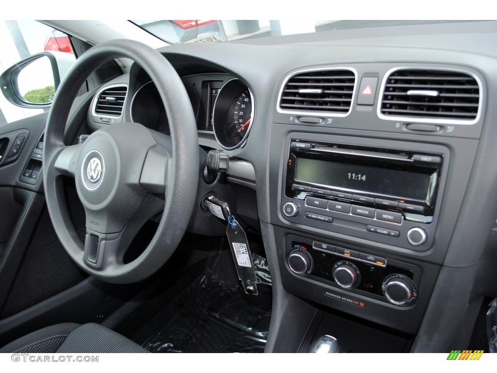 2014 Golf 2.5L 4 Door - Candy White / Titan Black photo #19
