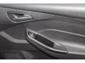 Tuxedo Black - Focus SE Hatchback Photo No. 24