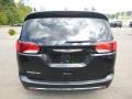 2018 Brilliant Black Crystal Pearl Chrysler Pacifica Touring Plus  photo #4