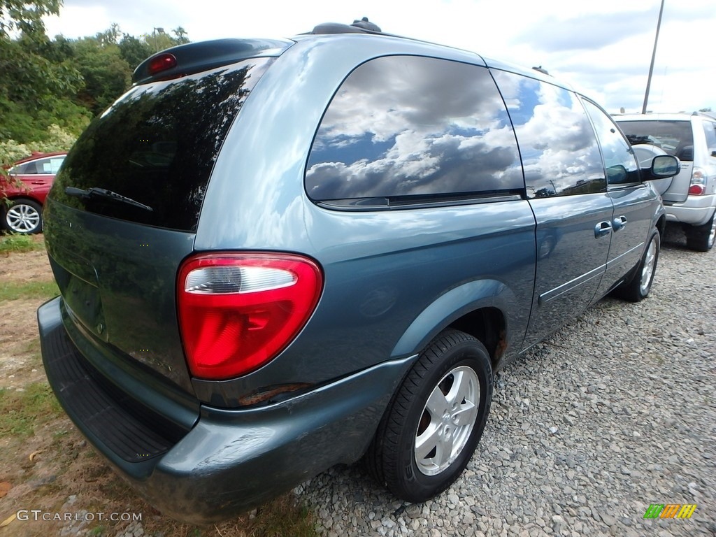 2005 Grand Caravan SXT - Butane Blue Pearl / Medium Slate Gray photo #4