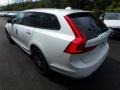 Crystal White Pearl Metallic - V90 Cross Country T6 AWD Photo No. 4