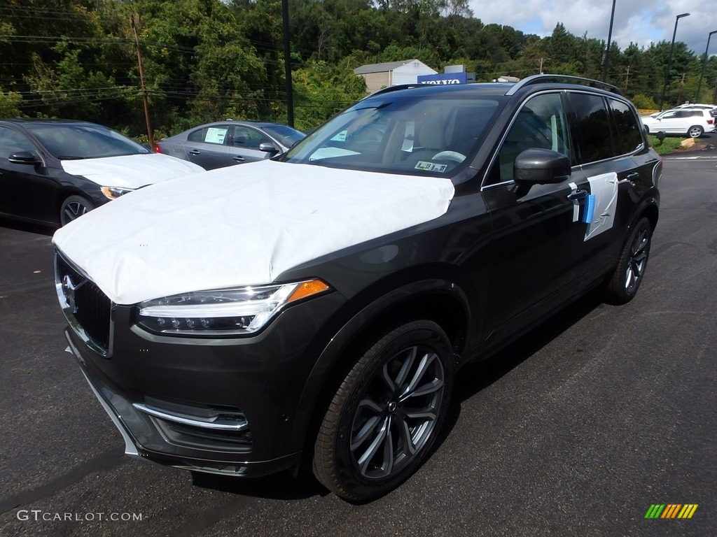 2018 XC90 T6 AWD Momentum - Pine Grey Metallic / Blonde photo #5