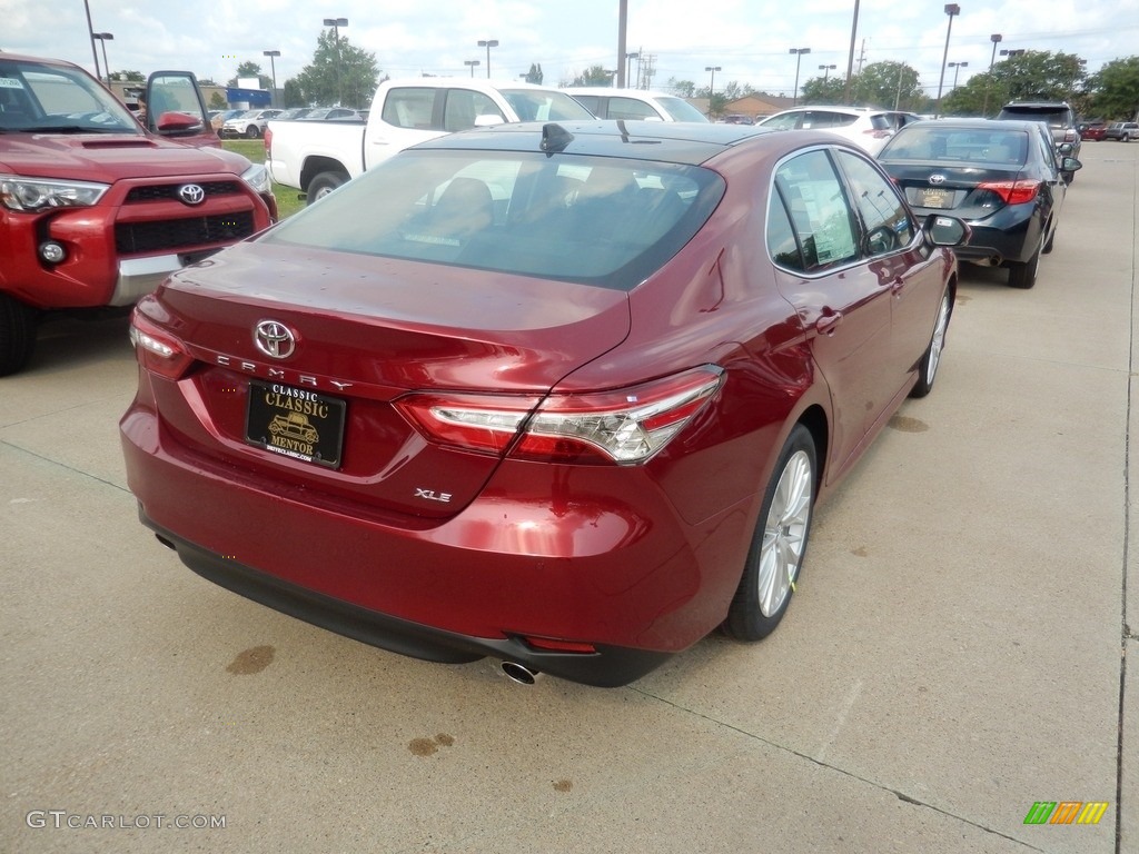 2018 Camry XLE V6 - Ruby Flare Pearl / Black photo #2