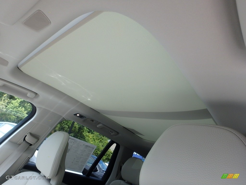 2018 XC90 T6 AWD Momentum - Pine Grey Metallic / Blonde photo #13