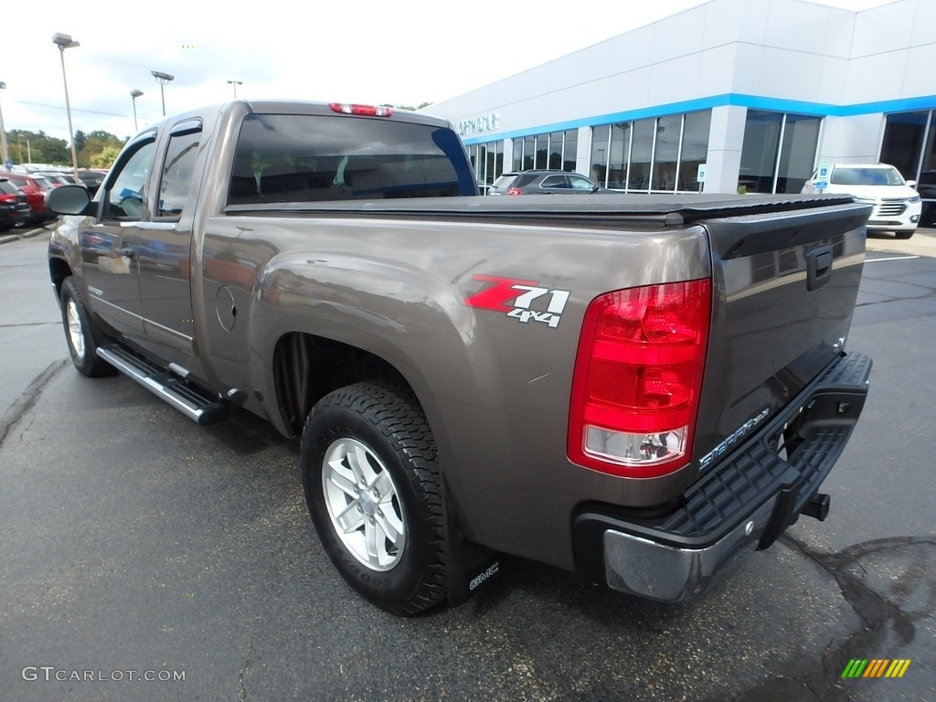 2013 Sierra 1500 SLE Extended Cab 4x4 - Mocha Steel Metallic / Ebony photo #4