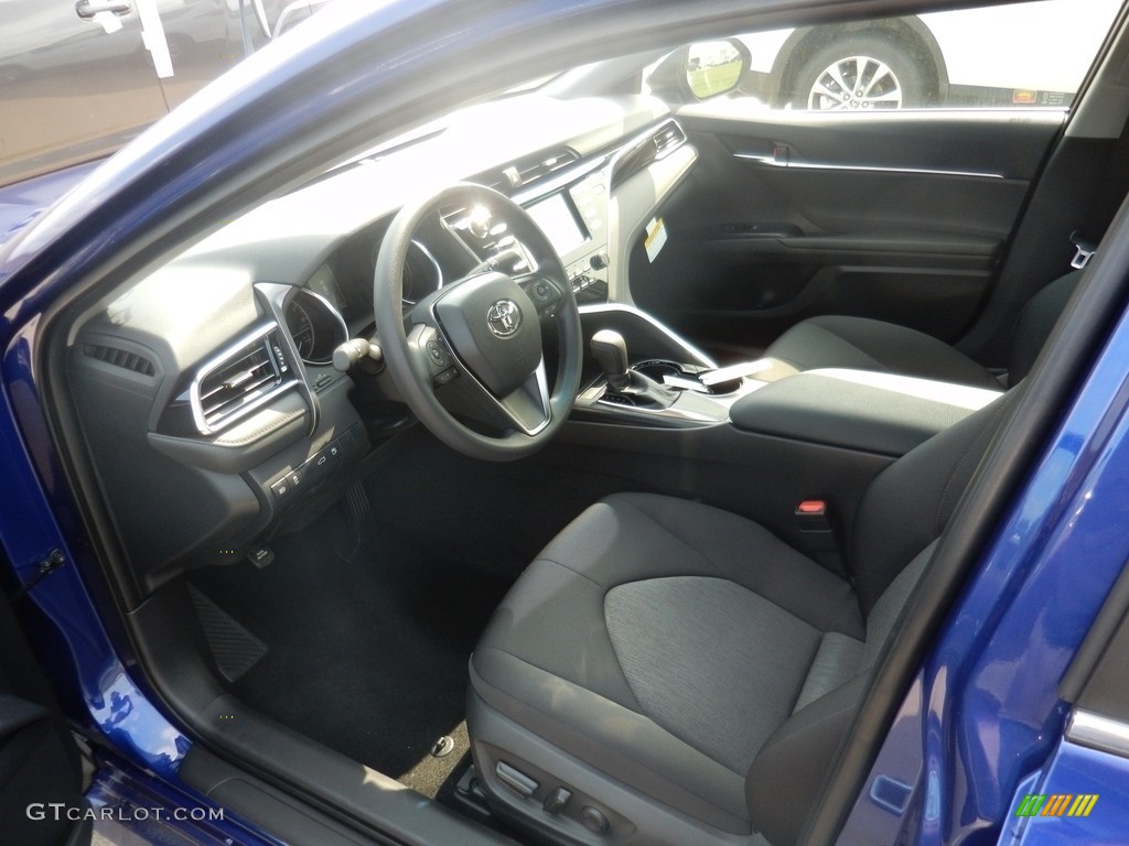 2018 Camry LE - Blue Crush Metallic / Black photo #3