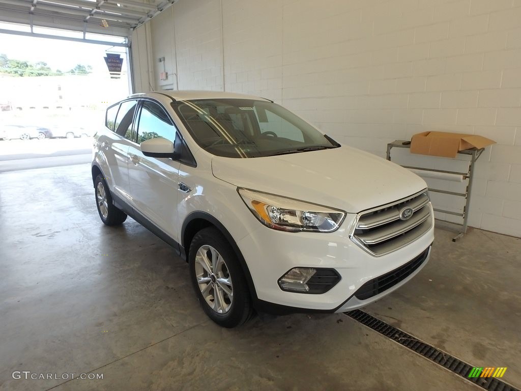 2017 Escape SE 4WD - Oxford White / Charcoal Black photo #1