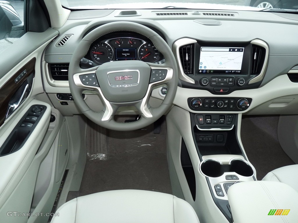 2018 GMC Terrain Denali AWD ­Light Platinum/­Taupe Dashboard Photo #122632402