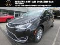 2018 Brilliant Black Crystal Pearl Chrysler Pacifica Touring Plus  photo #1